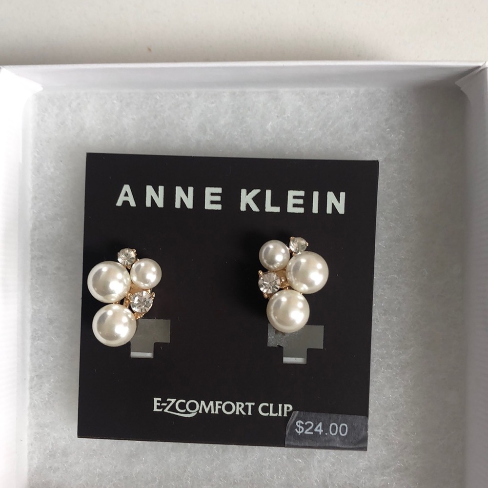Anne Klein clip earrings!